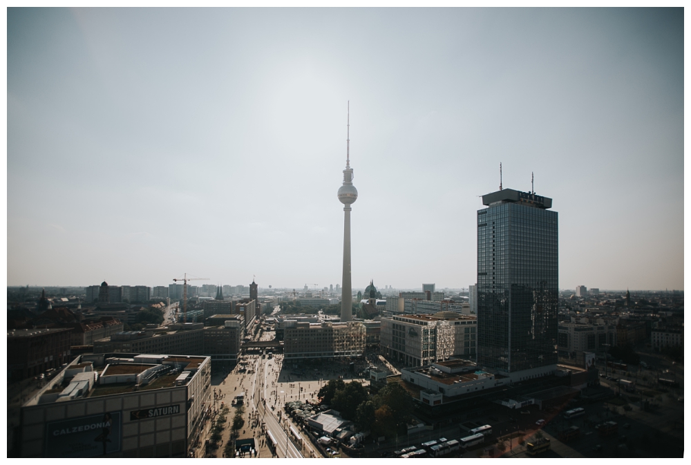 Honeymoon Pictures urbane Hochzeitsfotografie Hochzeit Berlin Soho House House of Weekend Hochzeitsfotos Hochzeitsreportage Hochzeitsbilder Fotodokumentation 