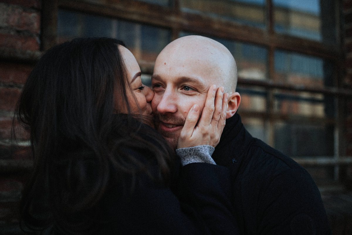 HoneymoonPictures Paarshooting Berlin Kreuzberg Arena Urban Romantisch Paarfotos Brandenburg Potsdam Alternativ Modern