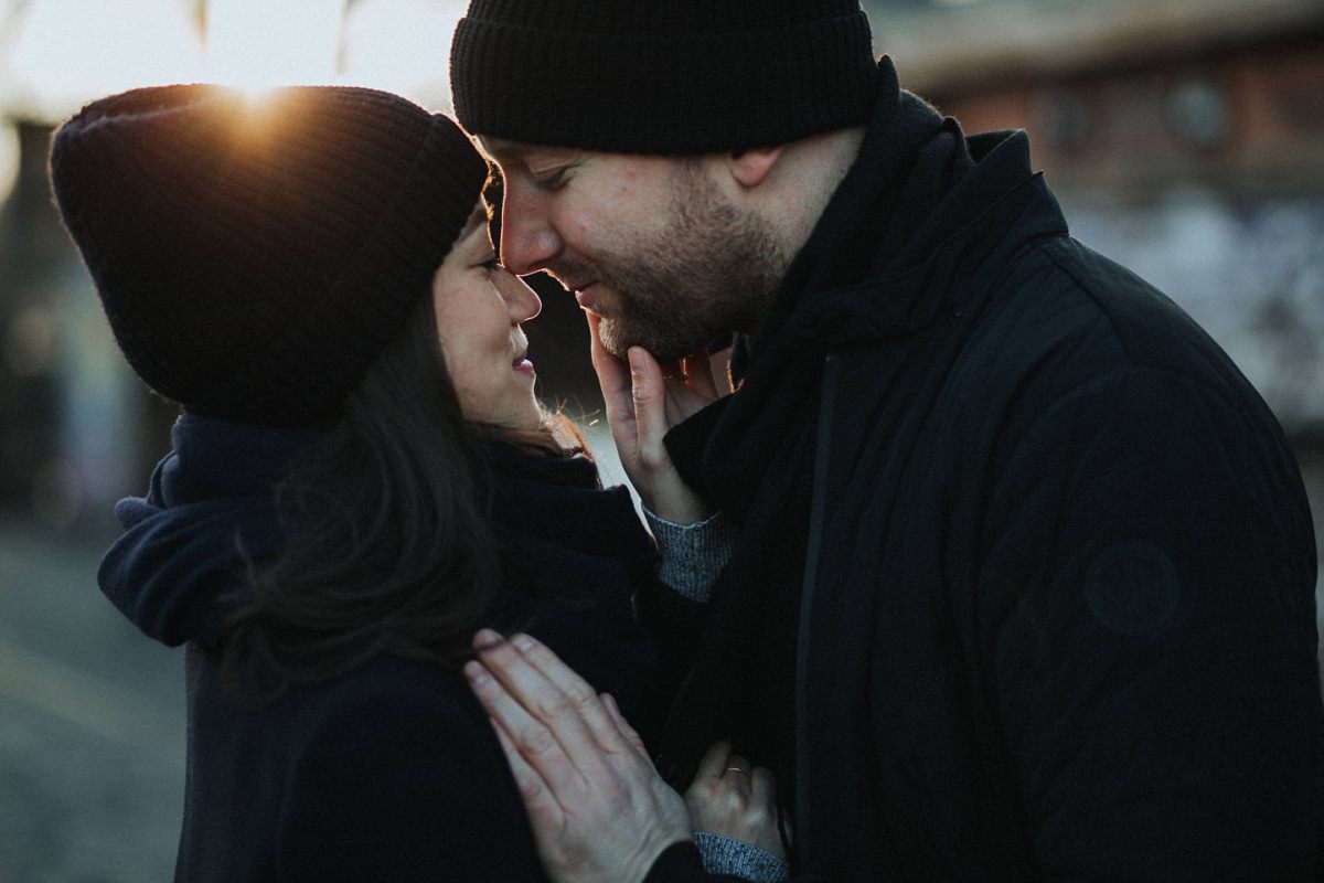 HoneymoonPictures Paarshooting Berlin Kreuzberg Arena Urban Romantisch Paarfotos Brandenburg Potsdam Alternativ Modern