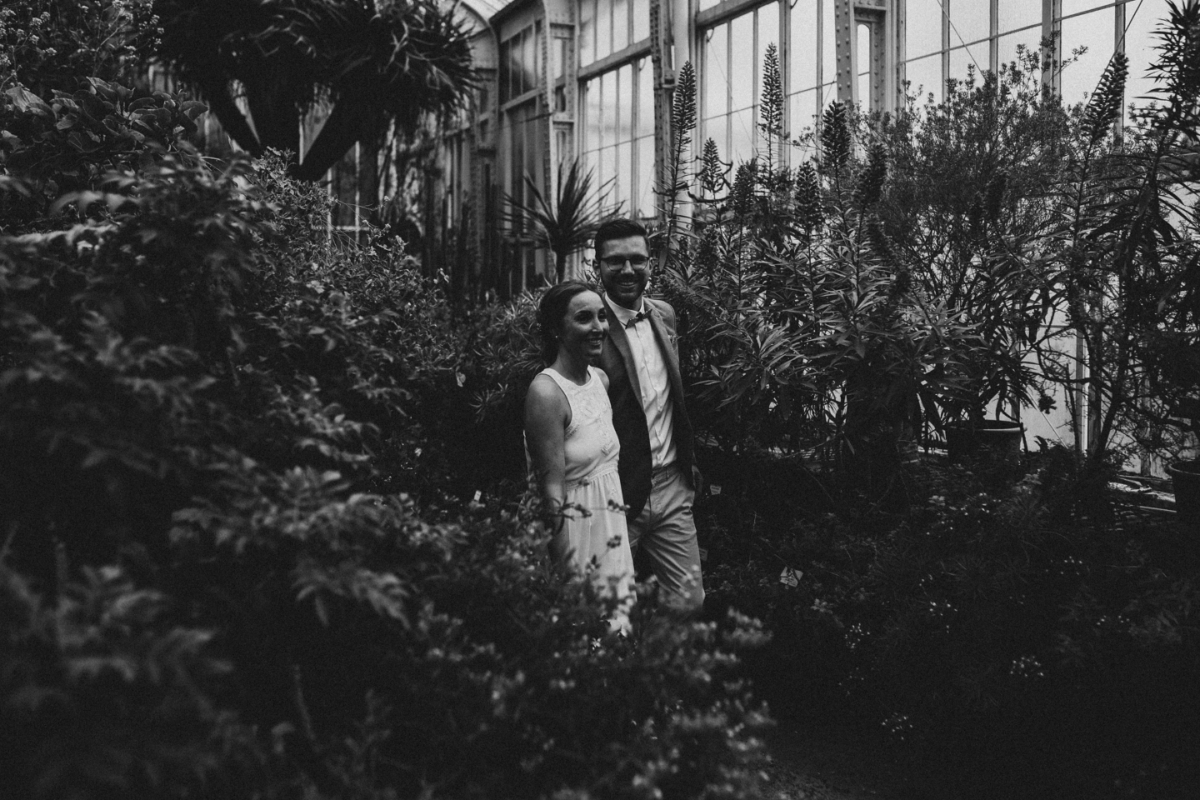 Elopement, standeamtiche Trauung Berlin, Botanischer Garten, Hochzeitsfotograf Berlin, Weddingphotographer, modern, urban, authentisch, Hochzeitsreportage