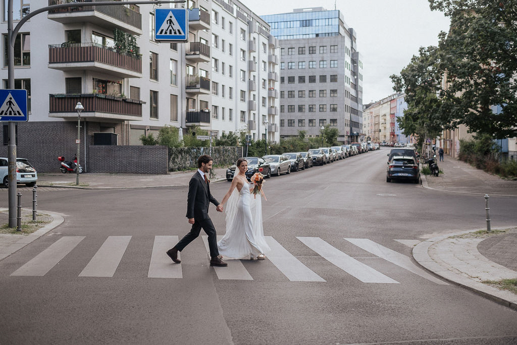 Hochzeit Hochzeitsreportage BerlinKreuzberg HalleschesHaus modern urban ModernBride AlternativeWedding