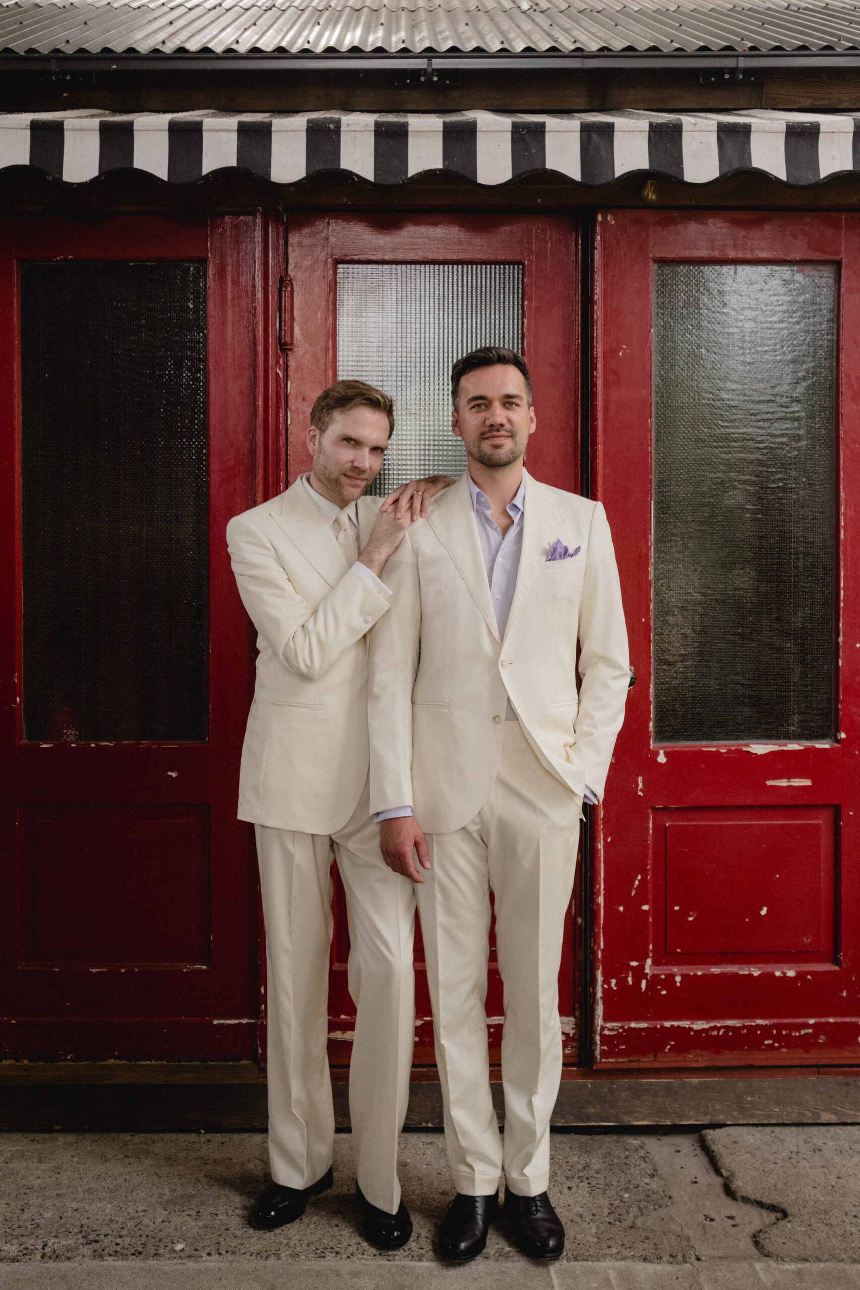 two grooms wedding oberhafenkantine
